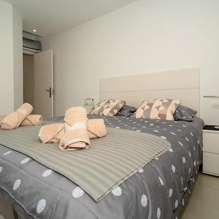 Prime 2bd With Balcony, View & Pool