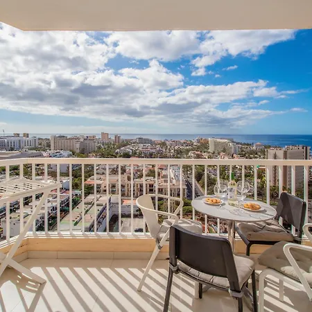 Prime 2bd With Balcony, View & Pool Apartman *
